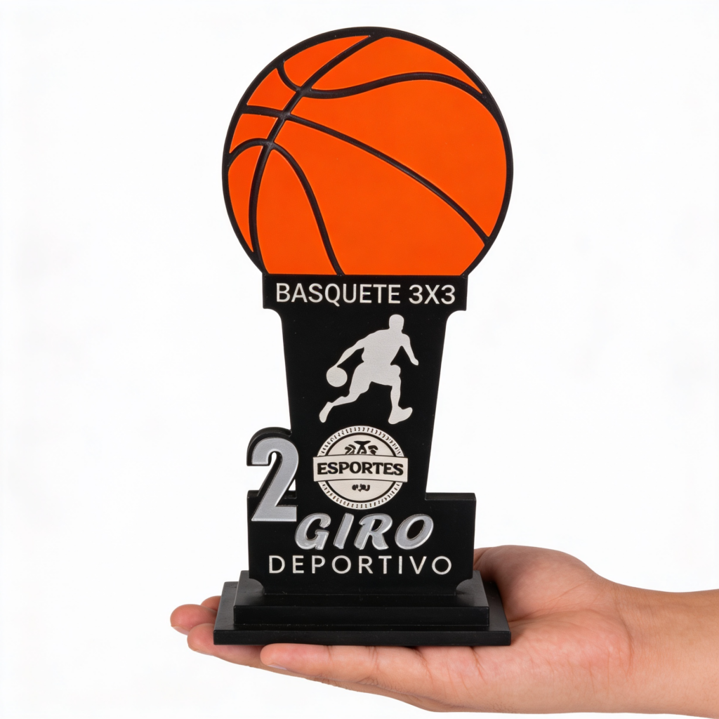 reconocimiento-por-medio-de-trofeo-acrilico-deportivo