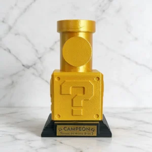 trofeo-3d-mario-bros-con-bloque-de-pregunta-y-tuberia-dorada
