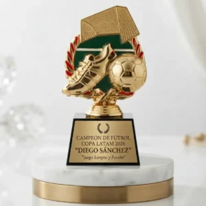 trofeo metálico soccer con portería, bota y balón dorados-en-colombia